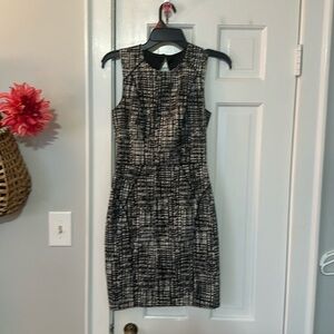 H&M dress size 4